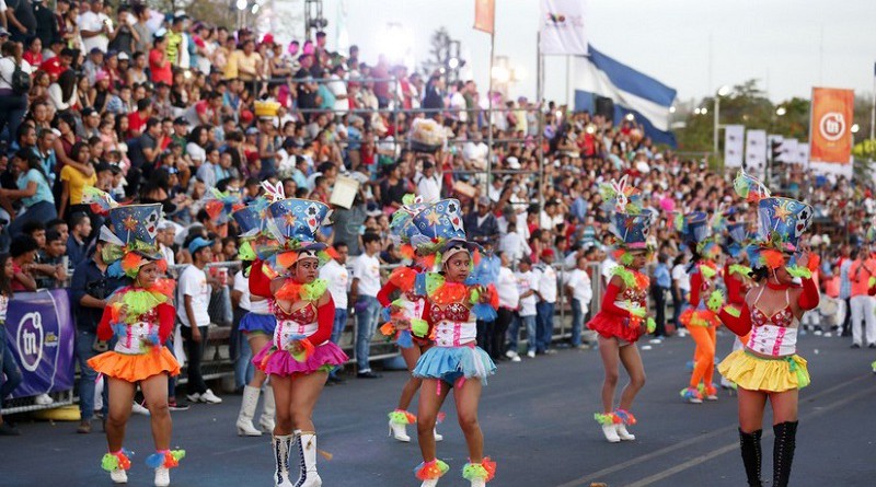 Derroche de cultura hubo en Managua por el bicentenario de  la capital de Nicaragua, destacan: un carnaval con carrosas temáticas representando cronológicamente los hechos que han marcado los 200 años de historia de la ciudad que además es la cabecera departamental