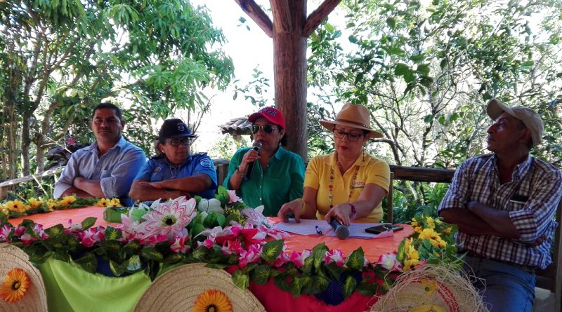 En la comunidad El Cebollal, Miraflor en el lanzamiento departamental de la ruta turística de las orquídeas las Laelias hermosas flores  de variados colores  y tamaños cuyo hábitat es esa reserva protegida del norte del país