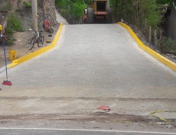  La alcaldía de Yalagüina construyó 155 metros de calles adoquinadas en la comunidad La Esperanza con una inversión de un millón 776 mil córdobas.