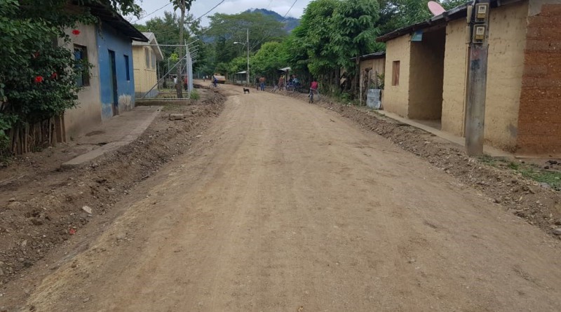 Wiwilí Nueva Segovia: Rehabilitación de 20 calles rurales en la comunidad El Coco. Inversión: C$300,000.00