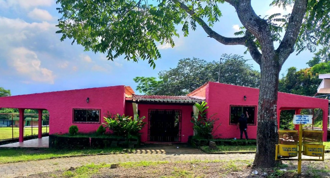 En San Juan de Oriente se practicaron mejoras en la casa   de atención para personas con necesidades especiales de salud.  Inversión: 318 mil córdobas