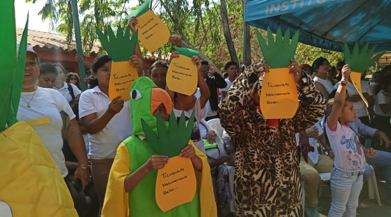 La mascota ecológica de Ticuantepe en la barra de su candidata