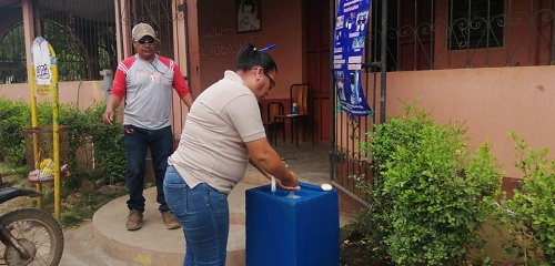Las alcaldías han incorporado 107 lavamanos. Esta foto es en Quezalguaque