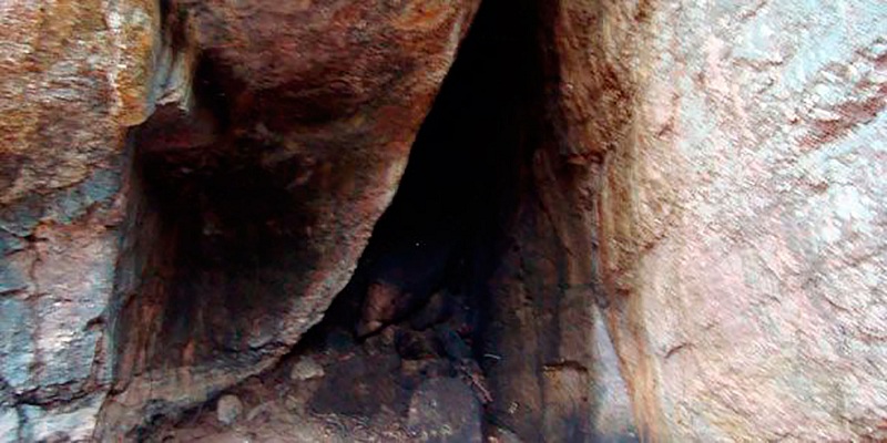 Las Cueva El Fraile y El Duende, rodeadas de bosques  son famosas por sus relatos y mitos precolombinos y coloniales. Posiblemente  fue centro de sacrificios.
