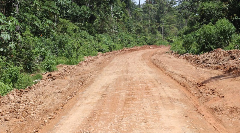 La alcaldía de Bonanza restauró cinco kilómetros de caminos rurales en la comunidad Musawas.
