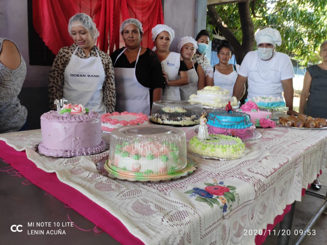 Chichigalpa: finalizó curso de  decoración de pasteles y queques en la escuela municipal de oficios.