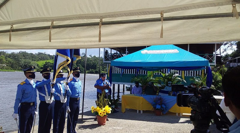 inauguración de la estación de la Policía Nacional