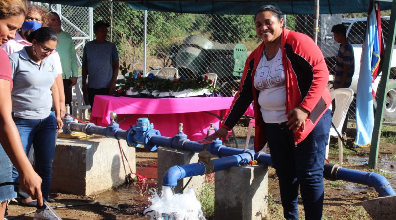Telica: Inauguración de construcción de mini acueducto en la lotificación Señor de Esquipulas, en la comunidad 