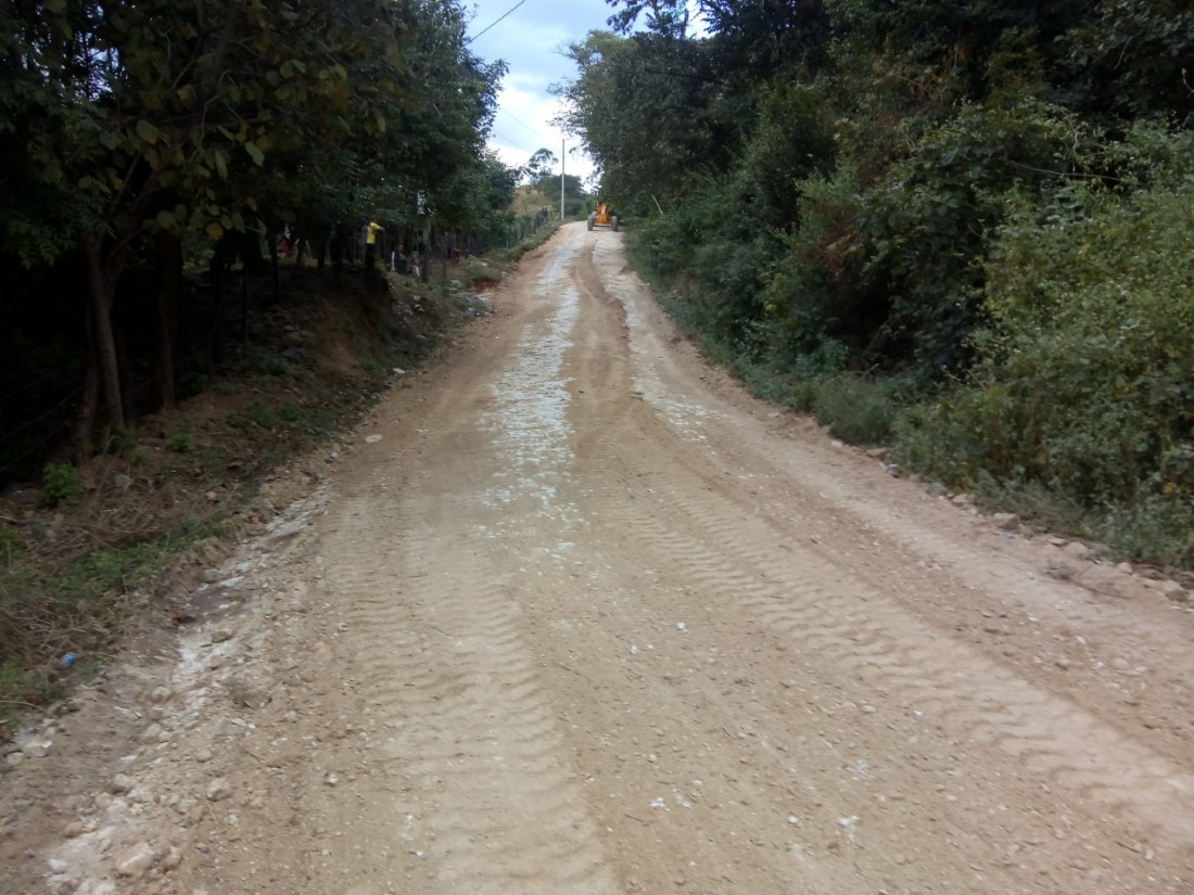 Reparación de caminos en las comunidades La Flor, El Guasimal, El Nancital # 2, Río Negro, Las Marías y El Ojochal que juntos totalizan 35 kilómetros en San Francisco del Norte.
