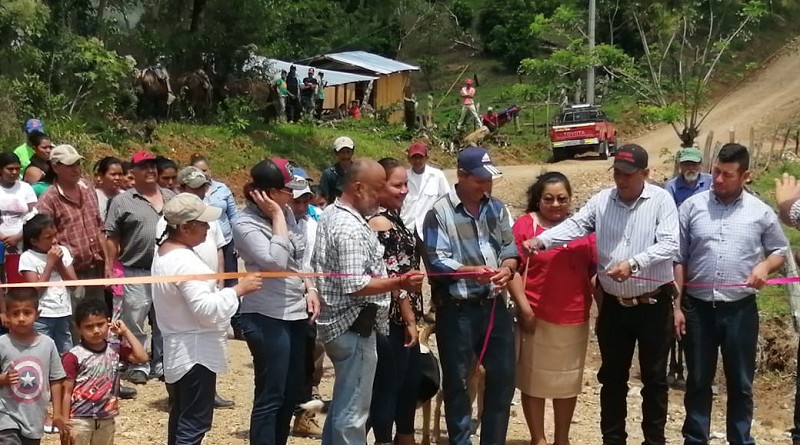 Calle nueva recién inaugurada en el barrio Rafaela Herrera en Chinandega