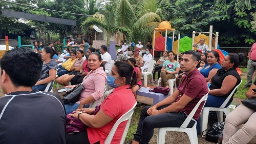 San Juan de Nicaragua:Familias en acto cultural