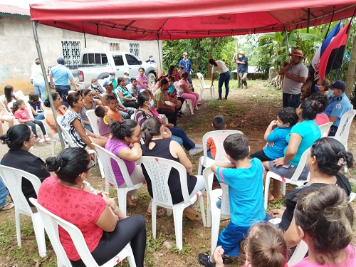 Inauguración de pila de almacenamiento de agua en Villa  Sandino