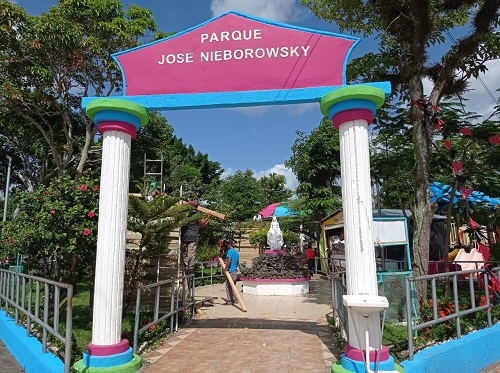 Parque José Nieborowski remodelado en Boaco 