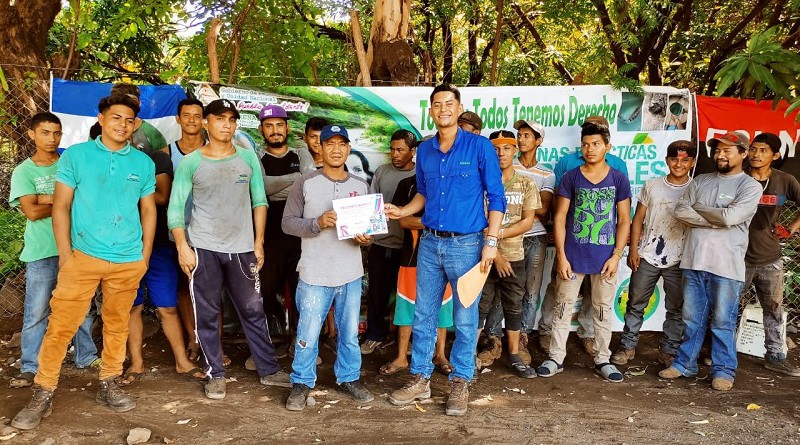 Marena entrega aval ambiental al centro  de acopio Andys Chichigalpa