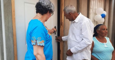 Enla comunidad El Quinal en Santa Teresa, 16 familias recibieron techo digno
