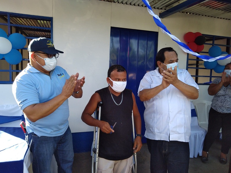 Casa solidaria entregada a protagonista en Anexo a La Campana en Tipitapa