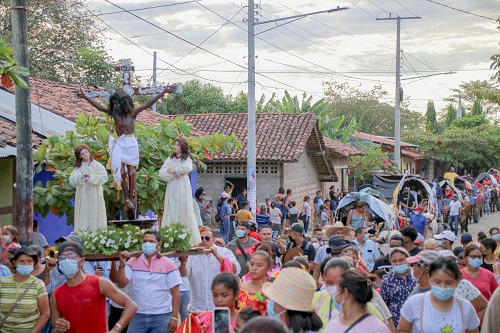 Promesantes de    Somotillo, Villanueva y comunidad Santa Pancha  reeditaron  el viaje santo que tradicionalmente hacen todos los años para visitar al Señor de Esquipulas en el  Santuario Naciona de El Sauce