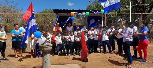 Mejoras en la batería higiénico sanitaria del centro escolar Virgen de Los Remedios en la comunidad del mismo nombre en Quezalguaque