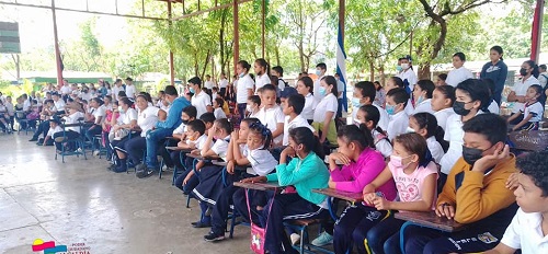 Inauguración de mejoras en el centro escolar ila Espinoza en Teustepe