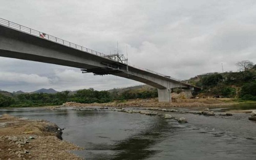 Puente en Wiwilí gran proyecto.del Buen Goberno