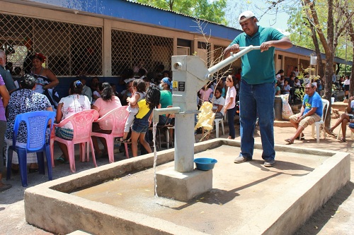 En comunidad La Barrera en Somotillo, Inauguración del pozo de agua potable