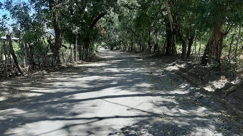 Camino en Moyogalpa que lleva a la playa popular de gran atractivo Punta Jesús María