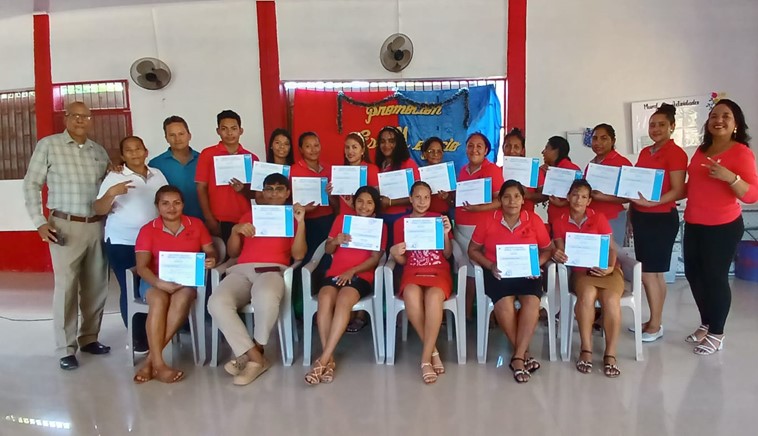 Entrega de Certificados en el municipio de San Pedro del Norte